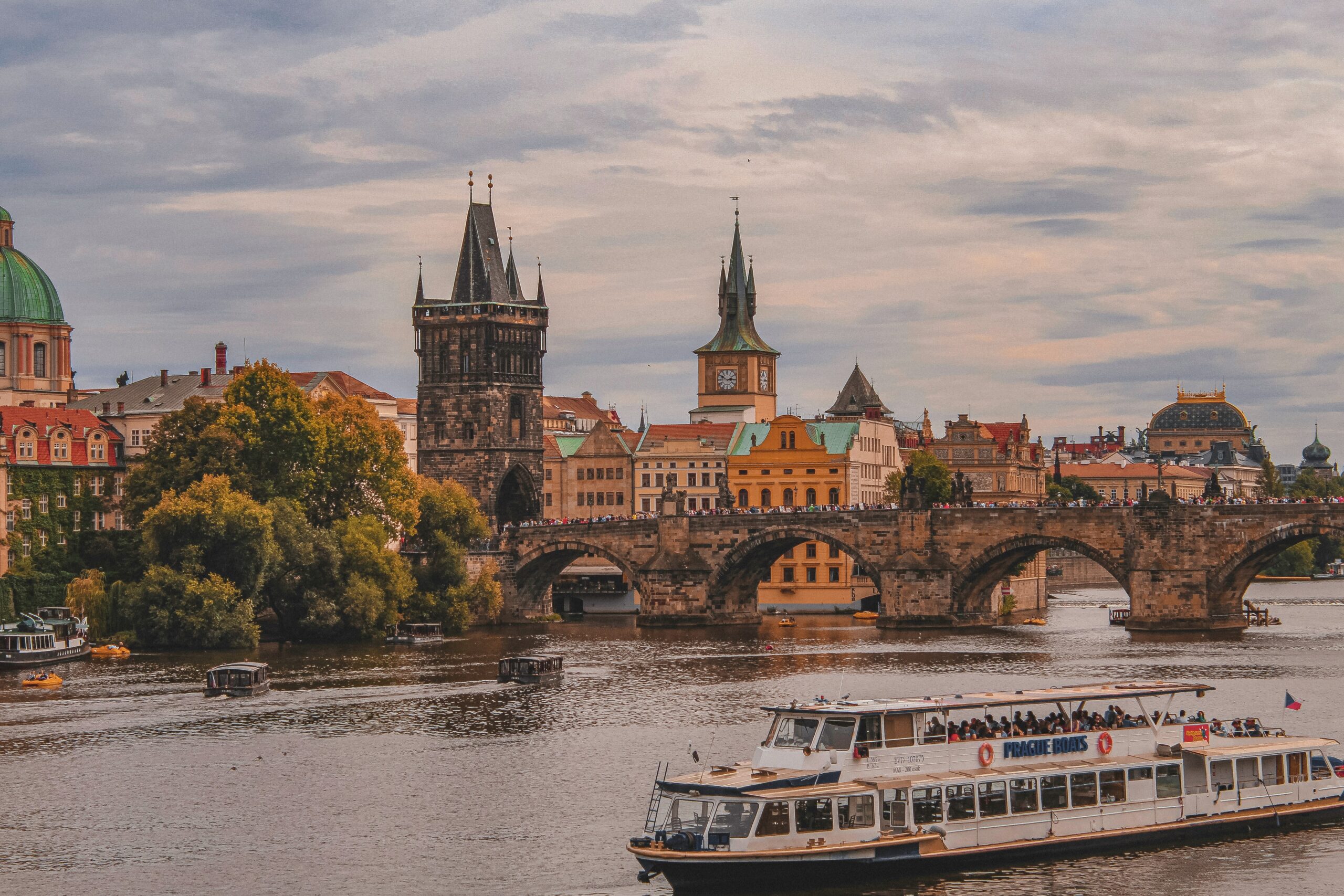 ouael-ben-salah-S2Wek5-5oEc-unsplash